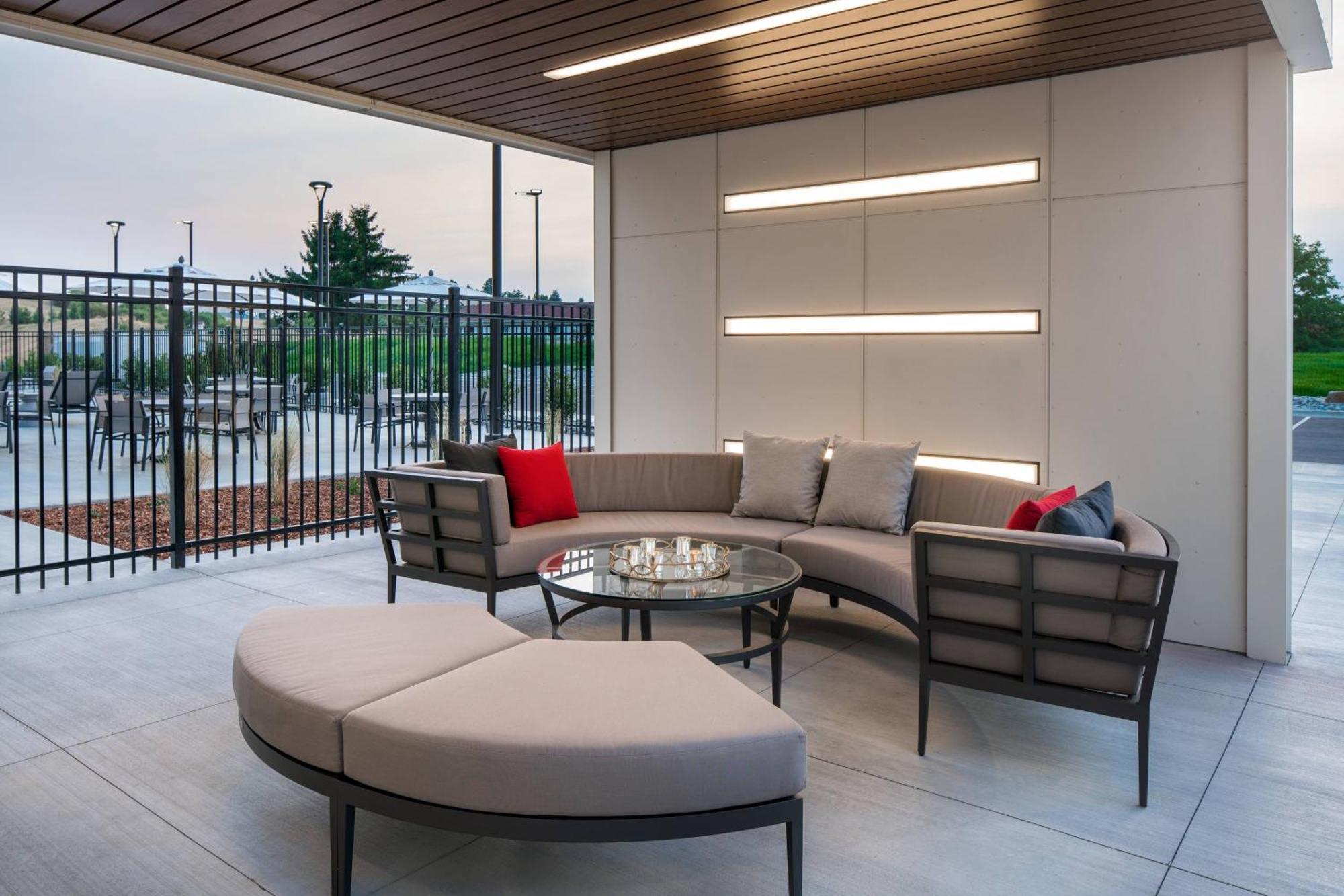 מלון Courtyard By Marriott פולמן מראה חיצוני תמונה