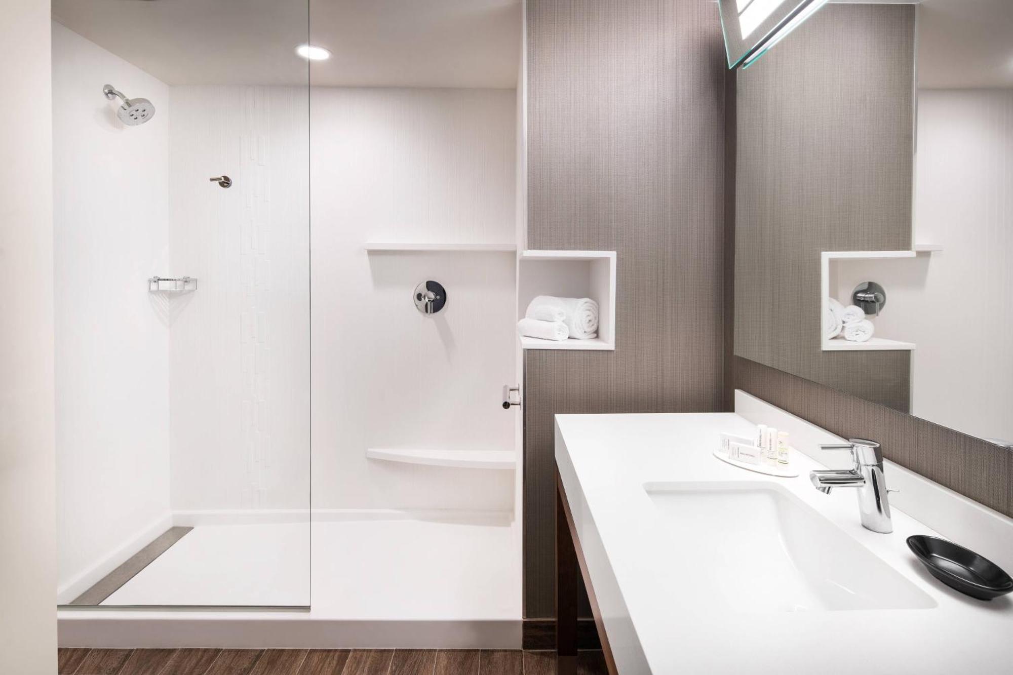 מלון Courtyard By Marriott פולמן מראה חיצוני תמונה
